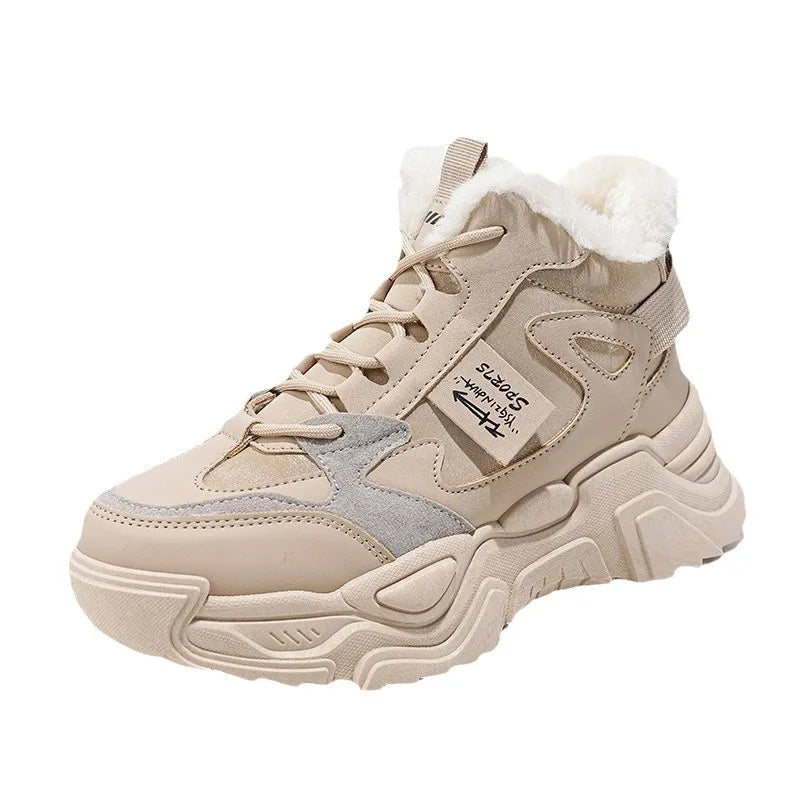 Touga| Pluche Sneakers